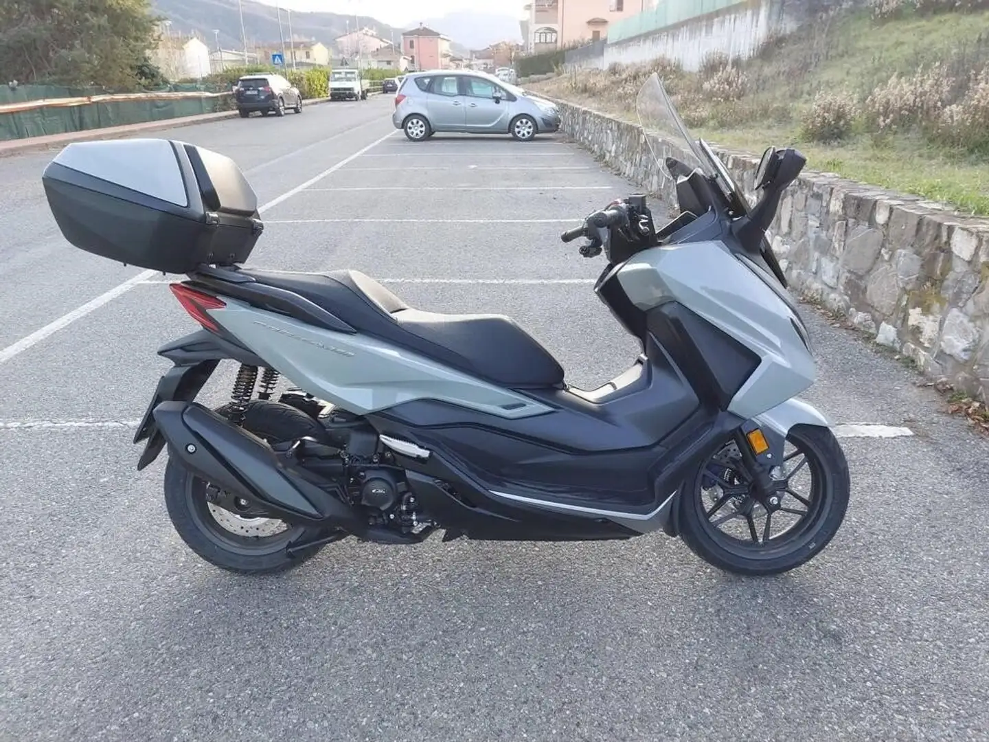Honda Forza 350 Deluxe Сірий - 1