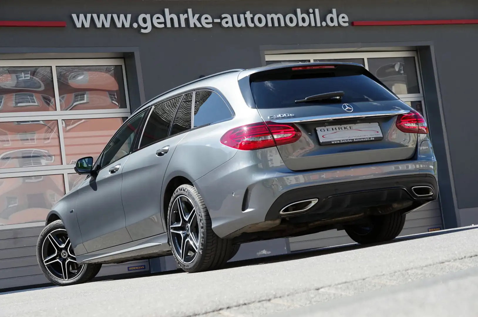 Mercedes-Benz C 300 C 300 e T AMG Line*Pano,Distronic+,Head-Up,360° Grigio - 2