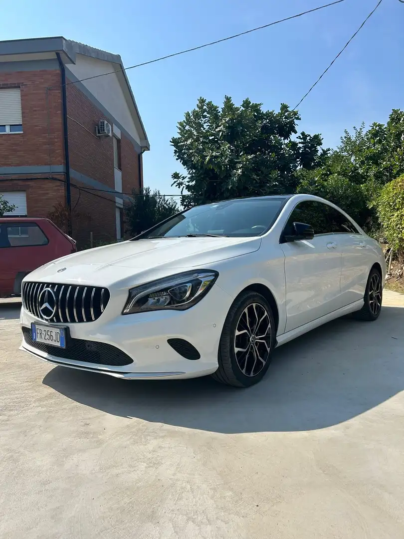 Mercedes-Benz CLA 180 d Business auto FL - 1