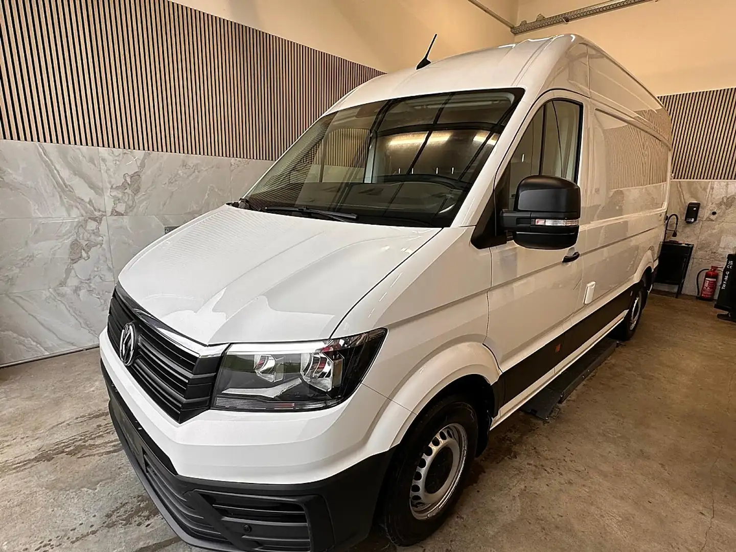 Volkswagen Crafter 35 Kasten MR L3H3 2,0 TDI Kamera, Massa... Weiß - 1