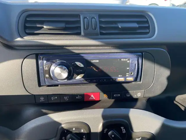 Fiat Panda view 4