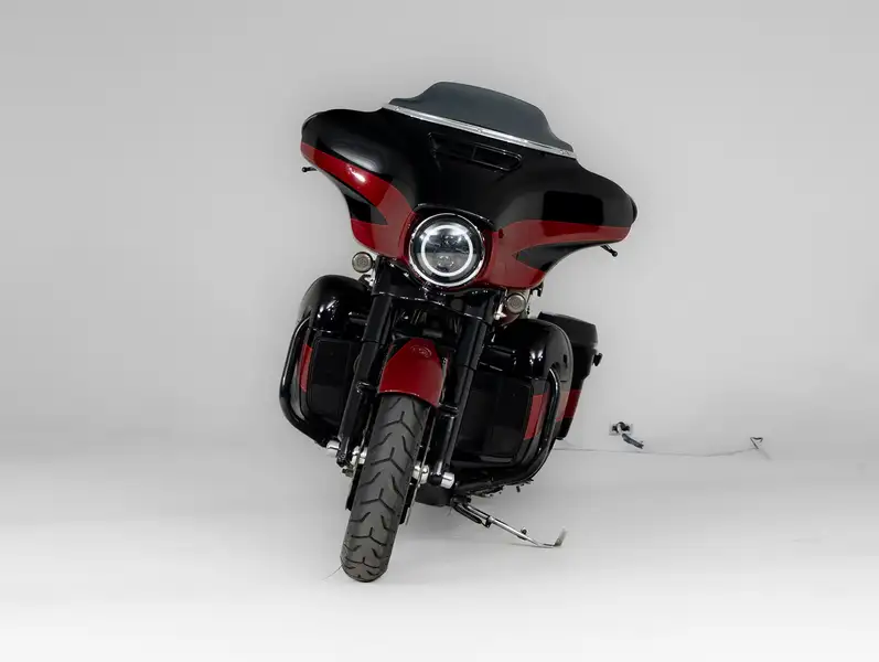 Harley-Davidson Street Glide - foto 4