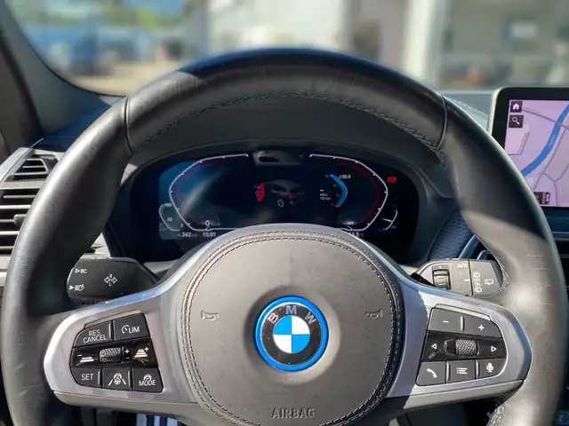 BMW Ix3 view 8