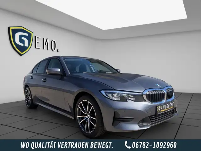 BMW 318 d Advantage DAB+ NAVI TEMP CARPLAY SHZ PDC