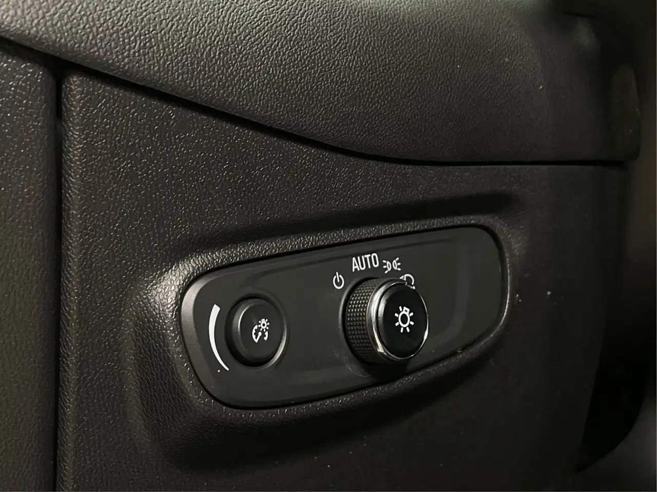 Chevrolet Equinox photo Chevrolet Equinox