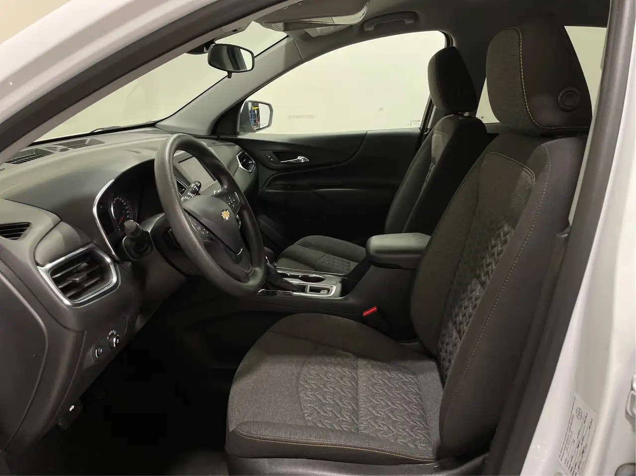 Chevrolet Equinox photo Chevrolet Equinox