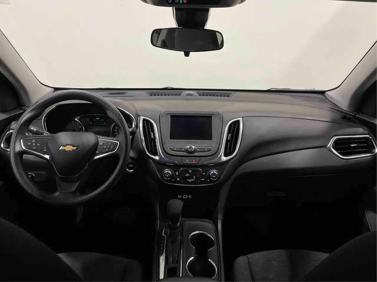 Chevrolet Equinox photo Chevrolet Equinox