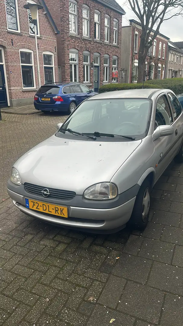 Opel Corsa Corsa 1.2i-16V Strada Gri - 1