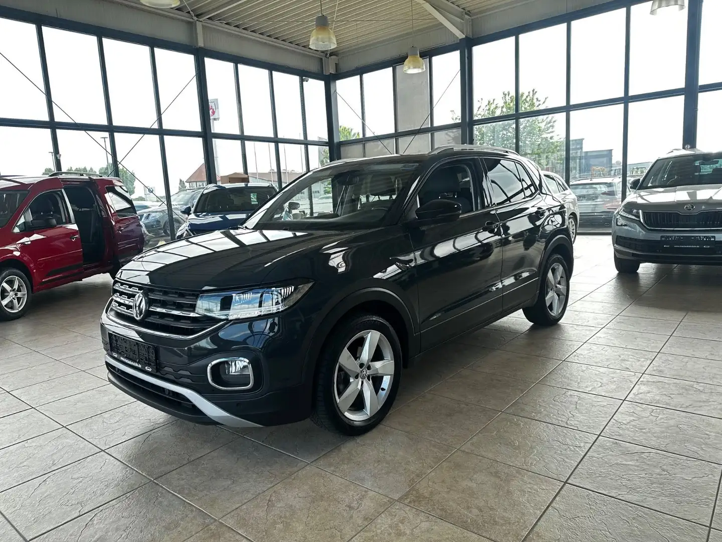 Volkswagen T-Cross Style Gris - 1