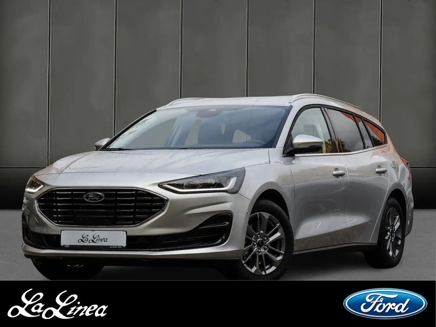 Ford Focus Turnier 1.0 EcoBoost Titanium Argento - 1