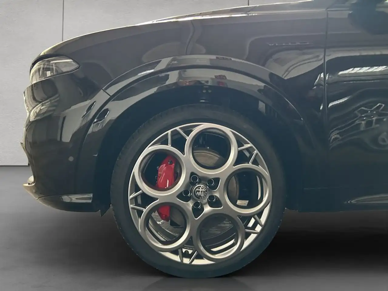Alfa Romeo Tonale 2025 — фото 13