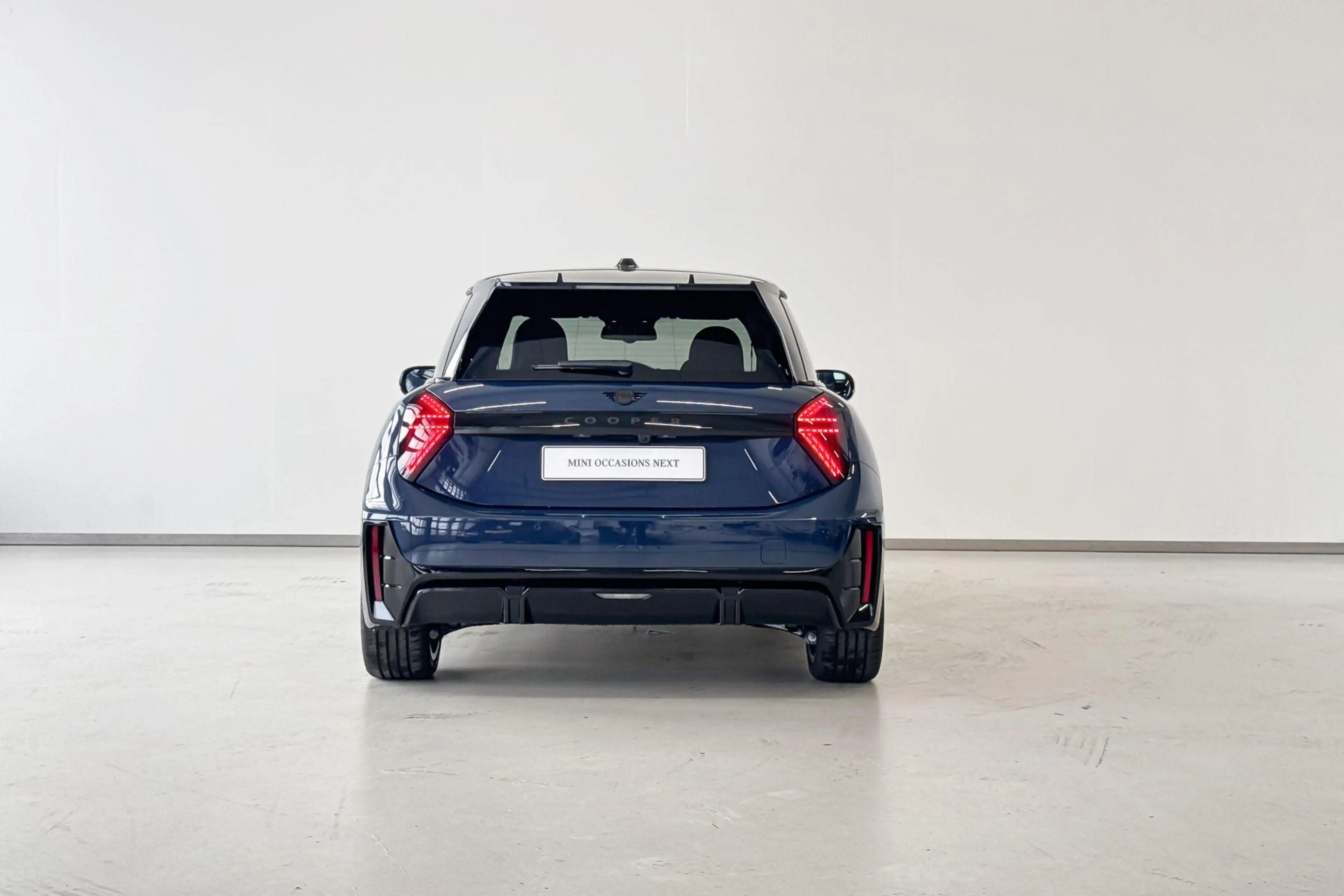 MINI John Cooper Works 3-deurs Cooper E Cooper M 40.7 kWh | 18 Inch JCW L — photo 7