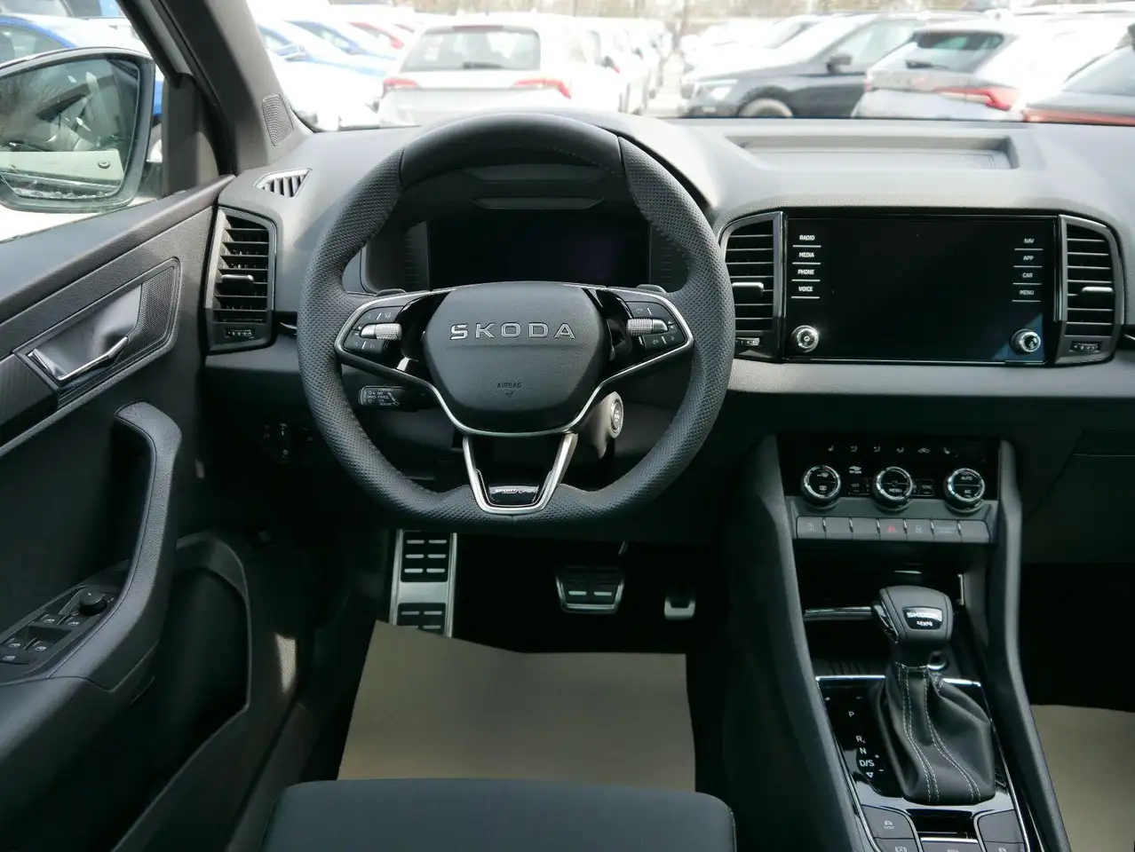 Skoda Karoq 2026 — фото 10