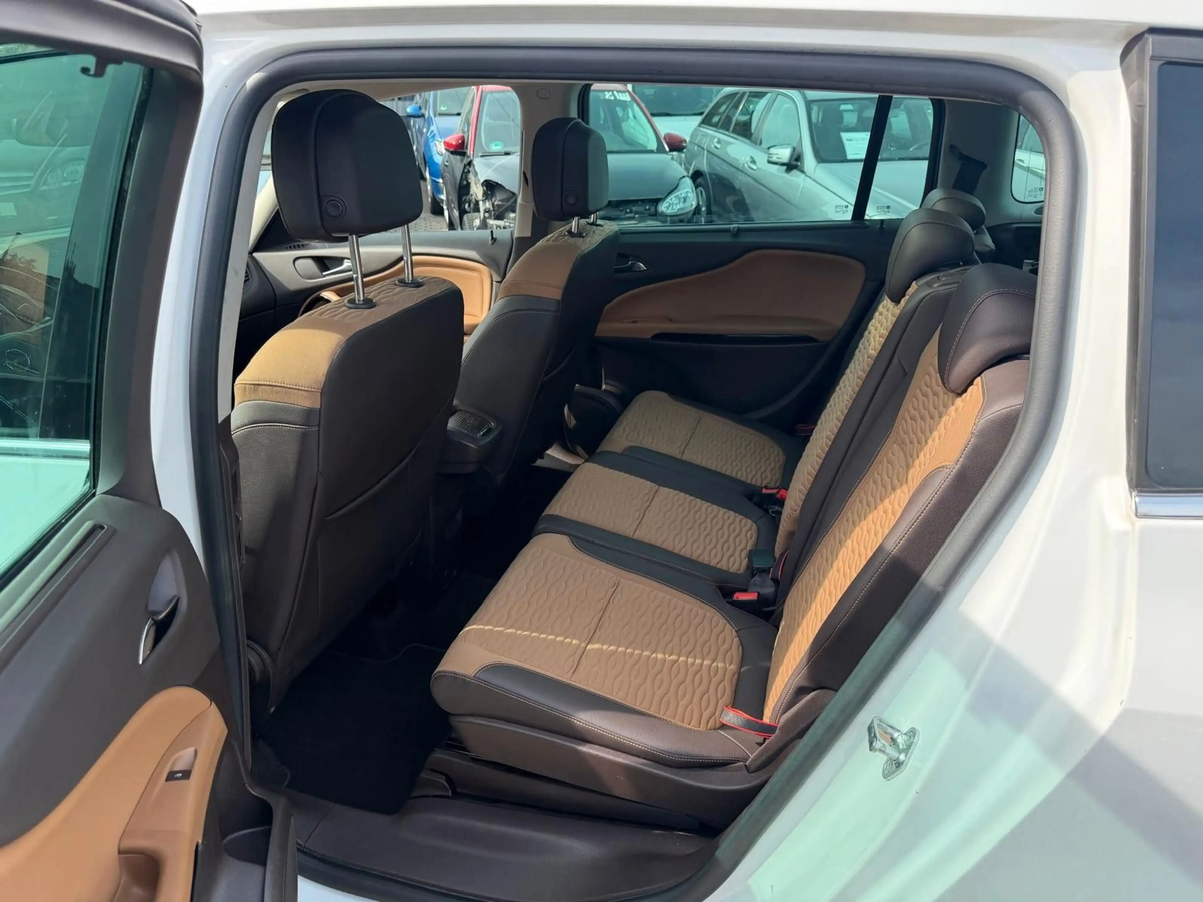 Opel Zafira Tourer BIXEN/NAVI/KAMERA — photo 12