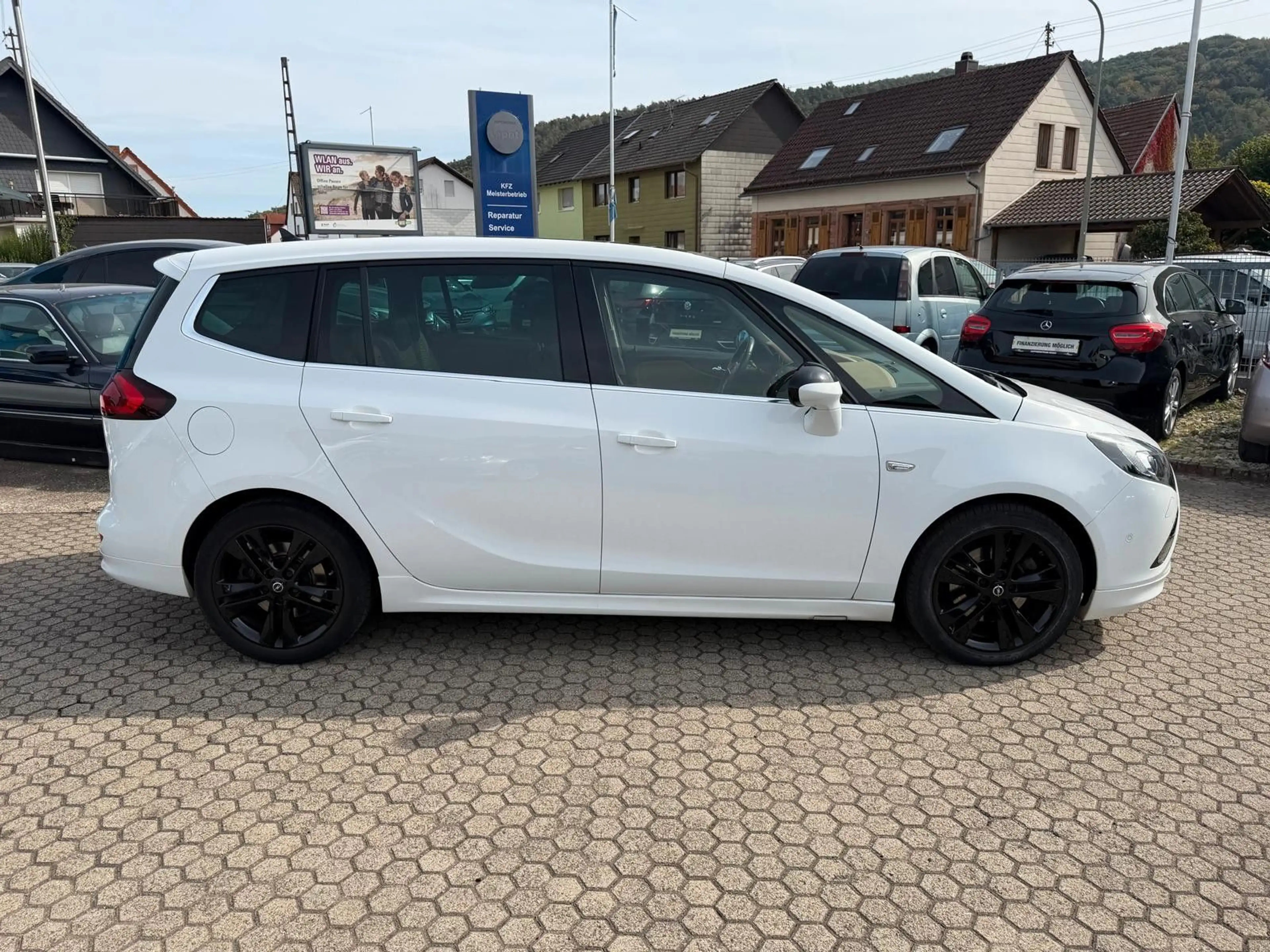 Opel Zafira Tourer BIXEN/NAVI/KAMERA — photo 8