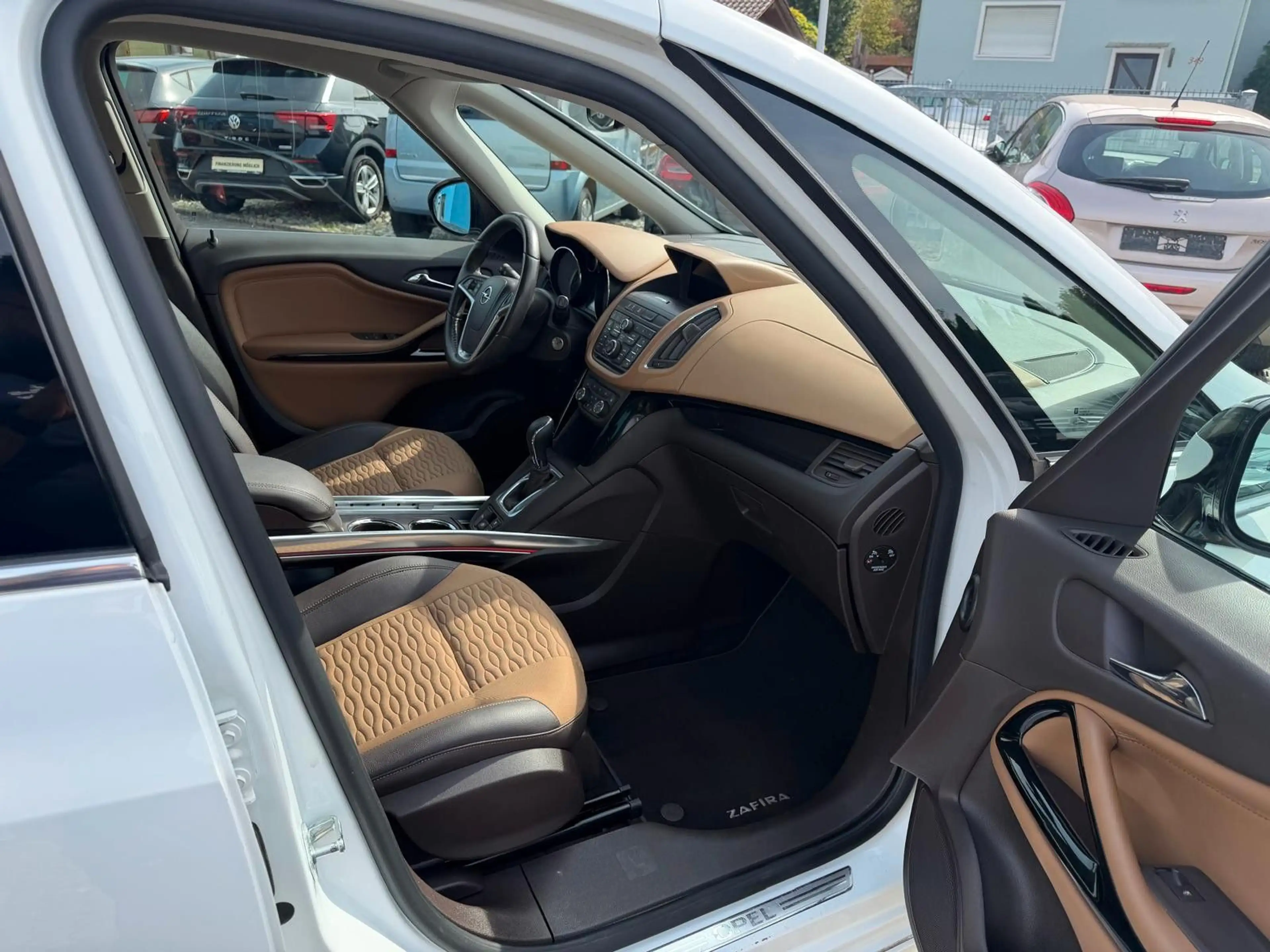 Opel Zafira Tourer BIXEN/NAVI/KAMERA — photo 9
