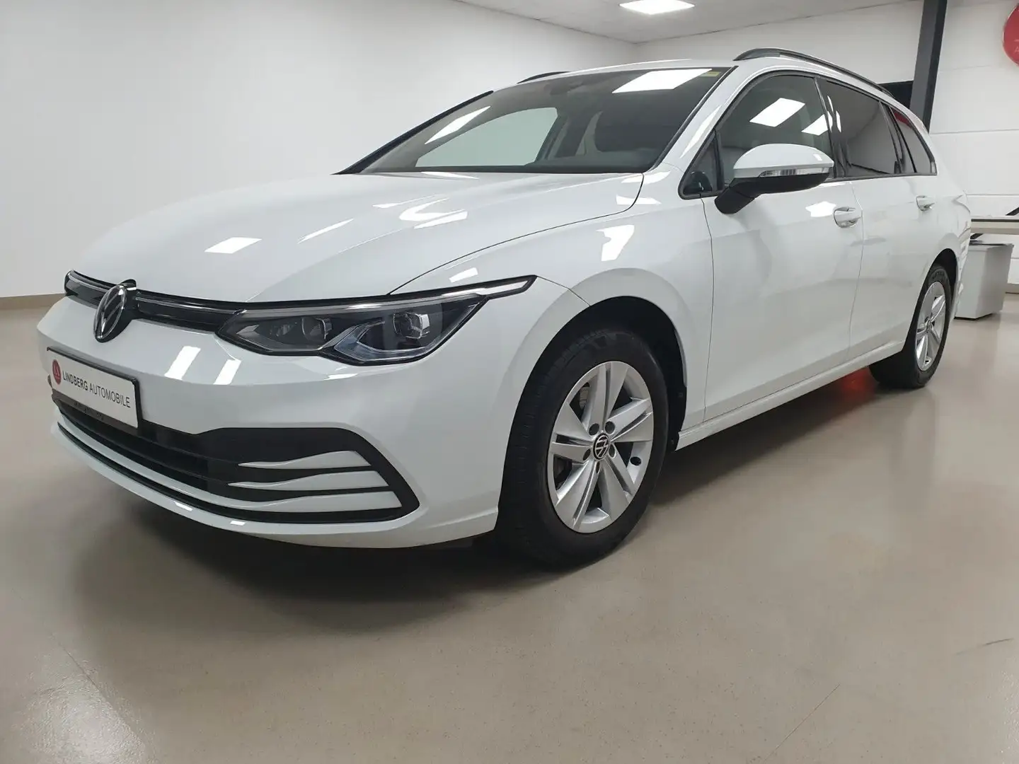 Volkswagen Golf VIII Variant Life TGI Weiß - 1