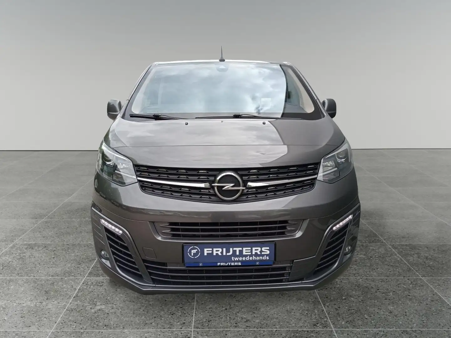 Opel Vivaro Innovation 2.0 Turbo D S/S MT6 150PK 6Plaatsen - 2