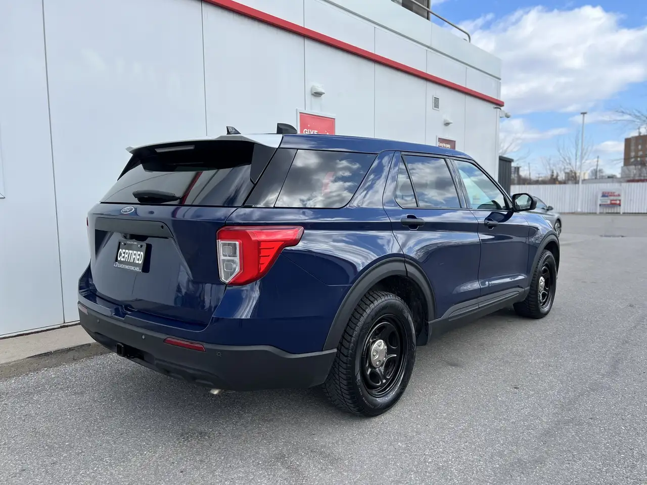 Ford Explorer снимка Ford Explorer