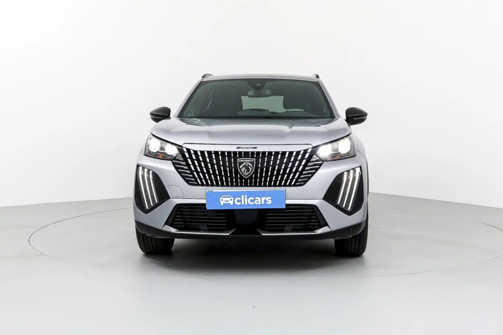 Peugeot 2008 Hybrid 136 GT eDCS6 Plateado - 2