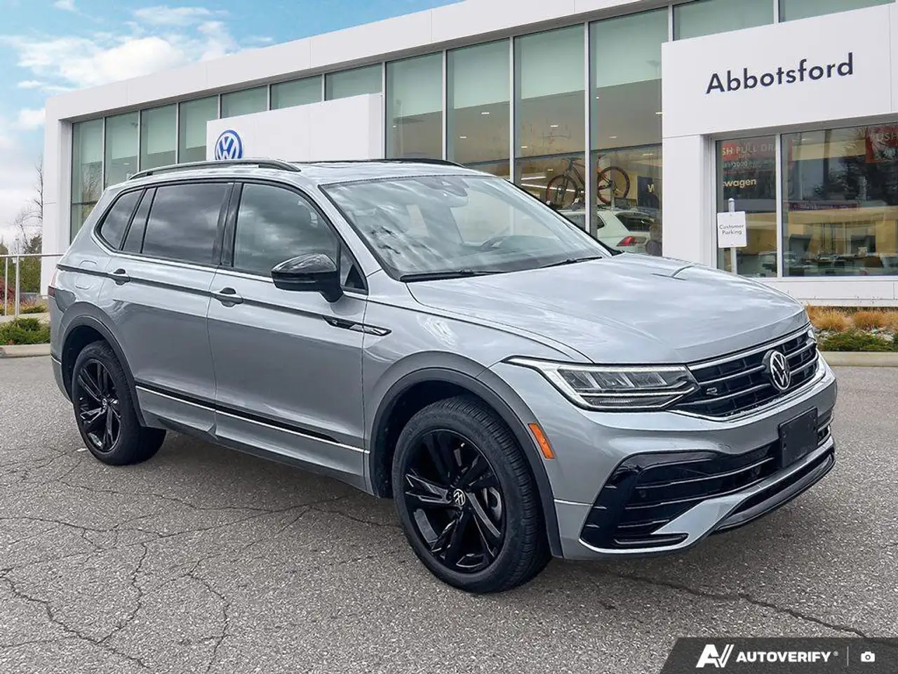 Volkswagen Tiguan снимка Volkswagen Tiguan