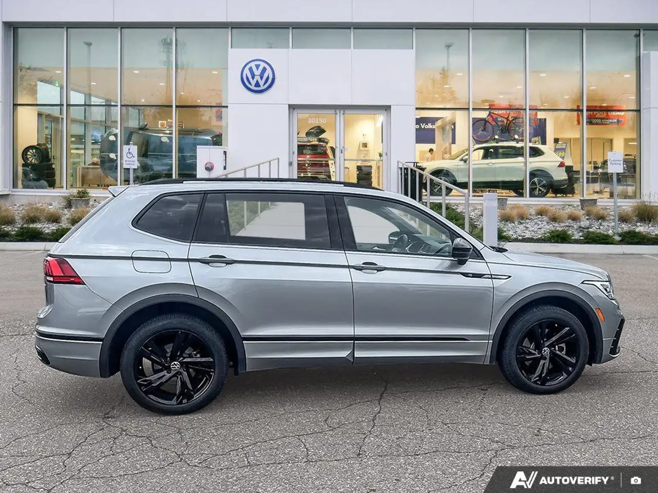 Volkswagen Tiguan снимка Volkswagen Tiguan