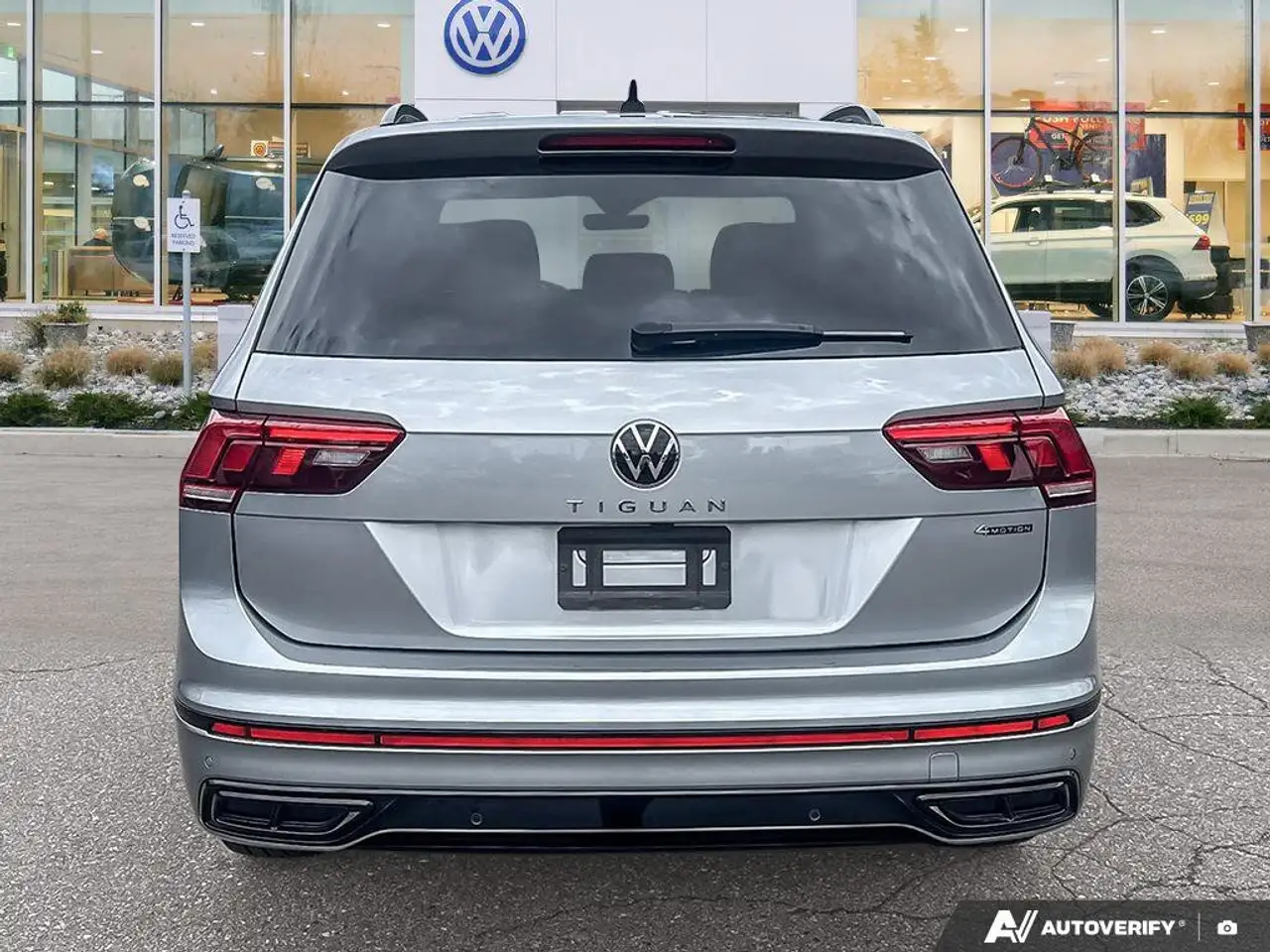 Volkswagen Tiguan снимка Volkswagen Tiguan