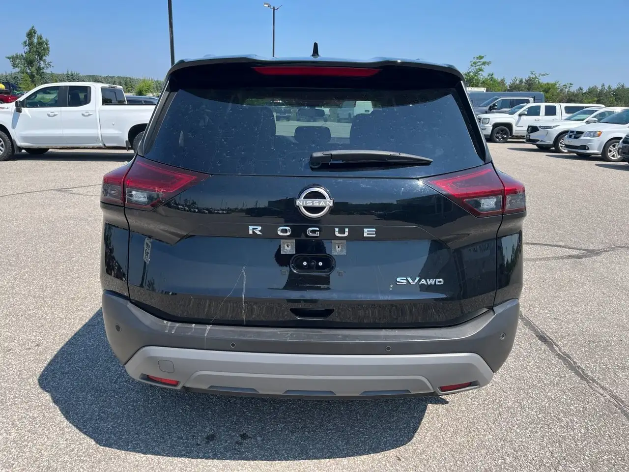 Nissan Rogue снимка Nissan Rogue