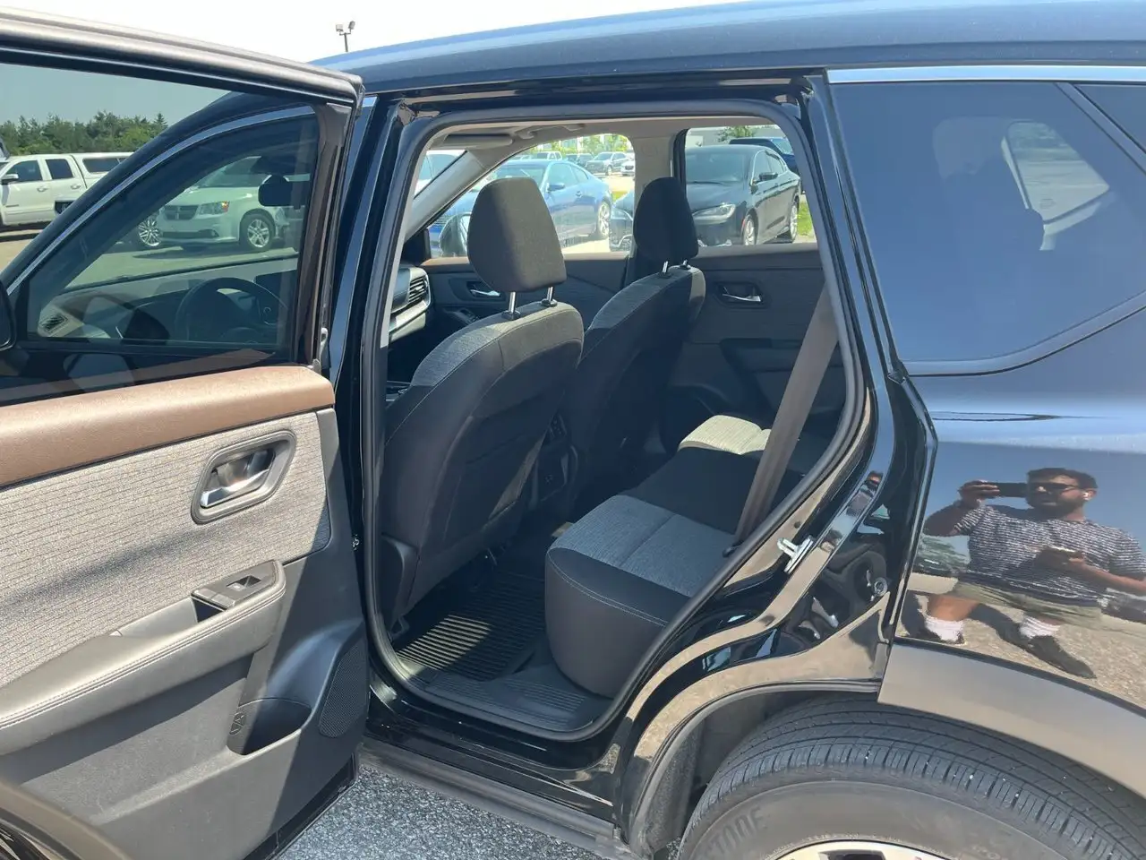 Nissan Rogue снимка Nissan Rogue