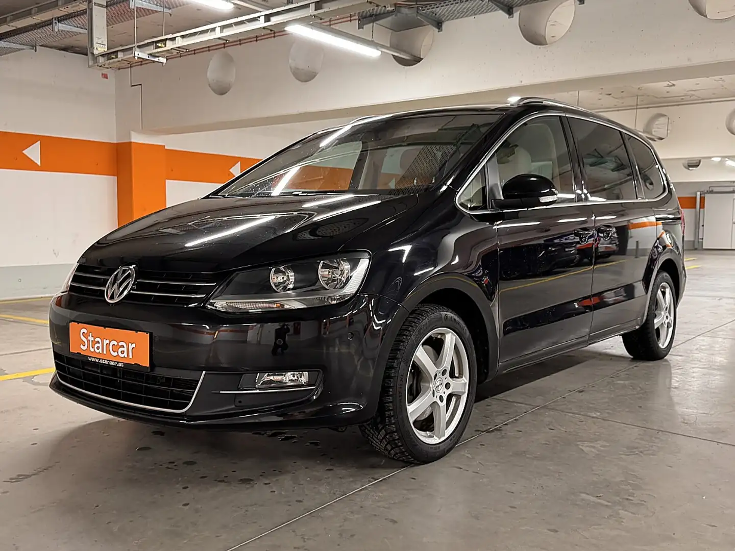 Volkswagen Sharan Highline BMT 2,0 TDI DPF DSG * 7-SITZE*NAVI*KAM... Schwarz - 2