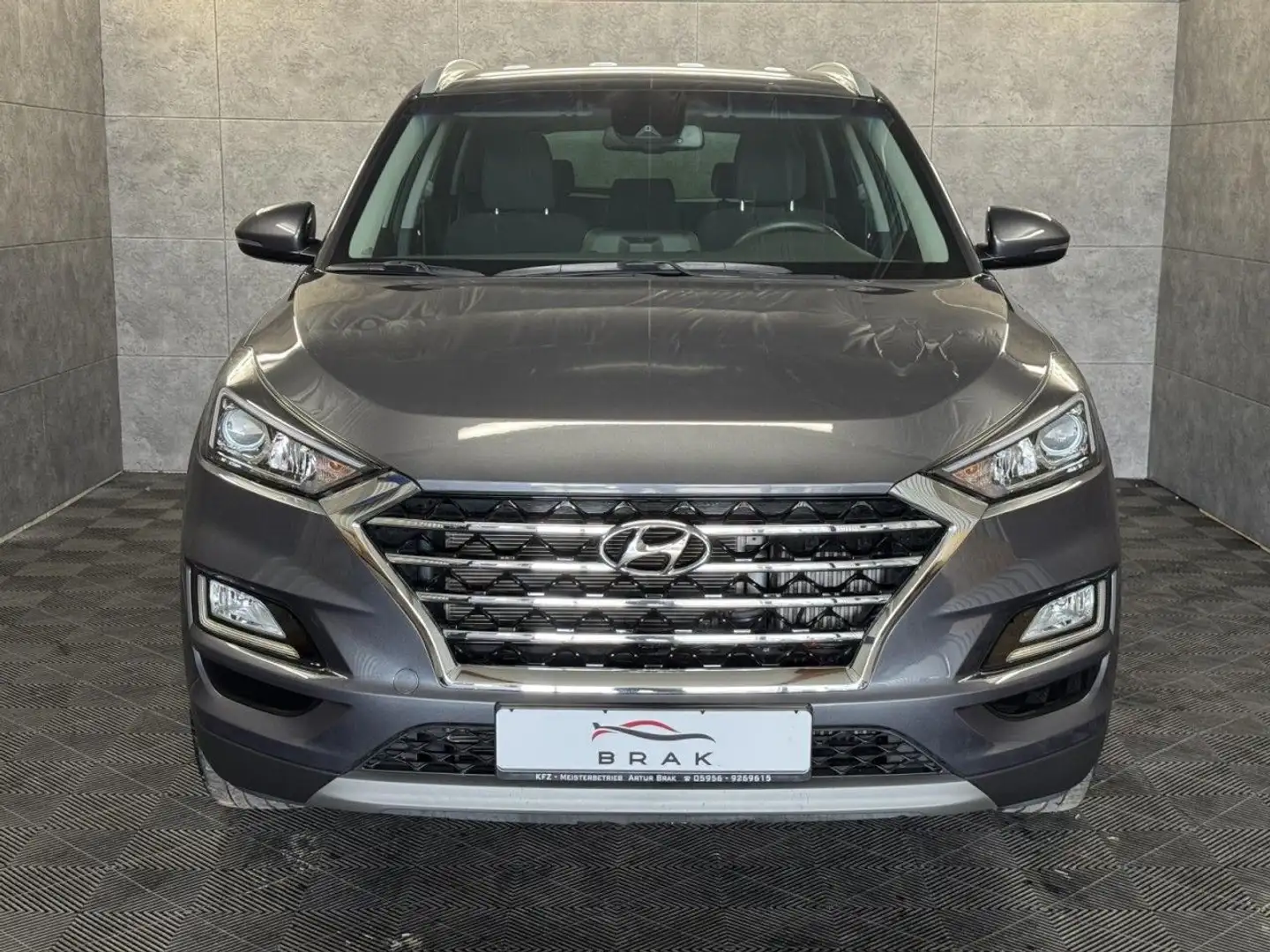 Hyundai TUCSON ix35 Navi*AHK*Kamera*SHZ*Tempomat Klima - 2