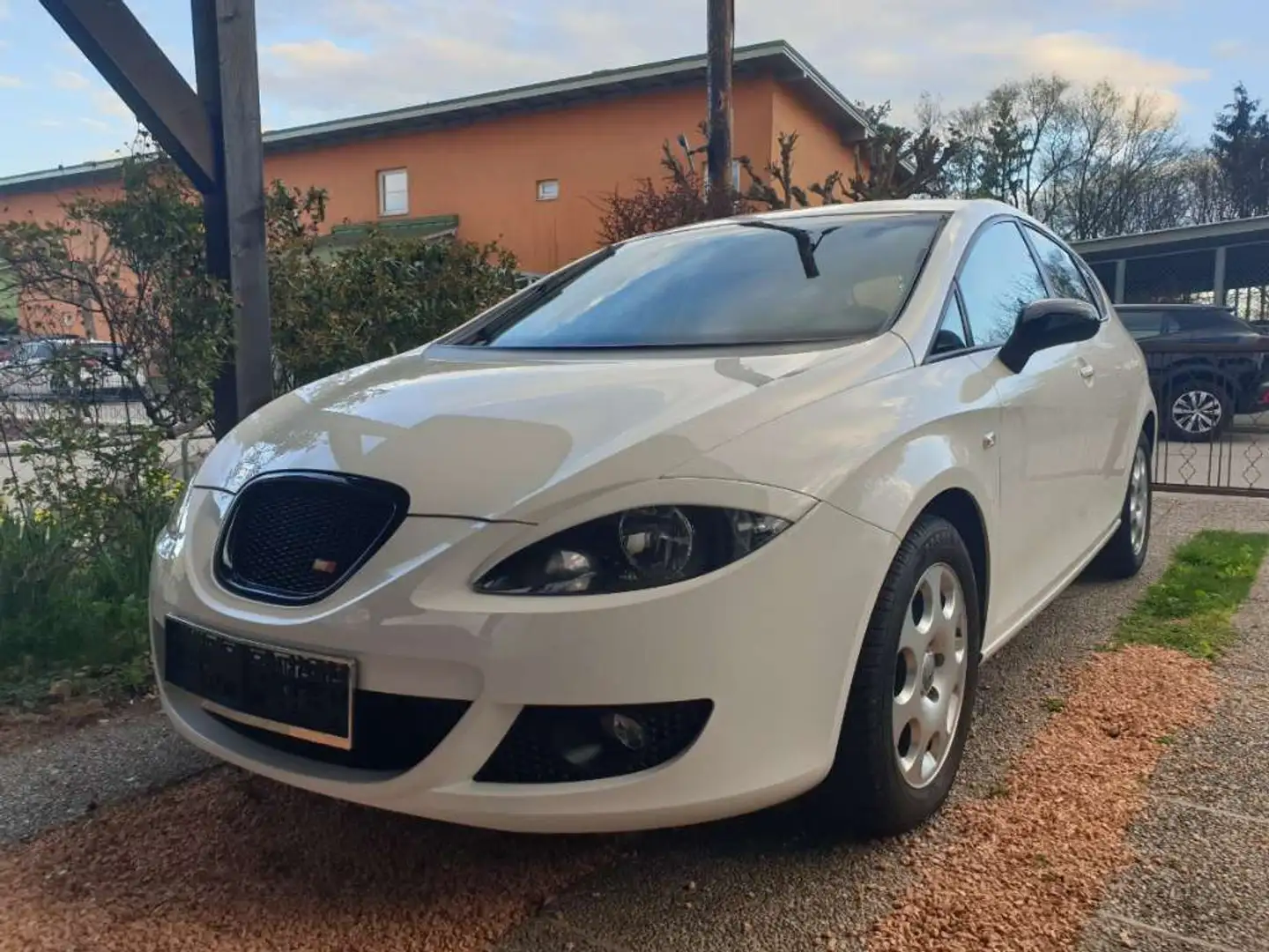 SEAT Leon Leon Salsa 1,4 Salsa Weiß - 1