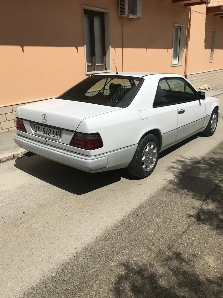 Mercedes-Benz CE 200 Cupe’, foto 4