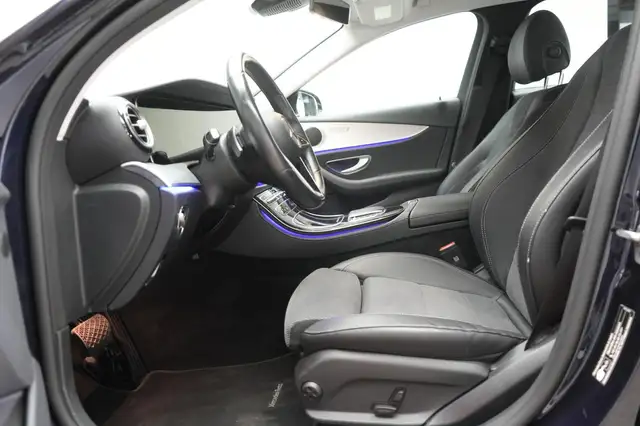 Mercedes-Benz E-Class view 10