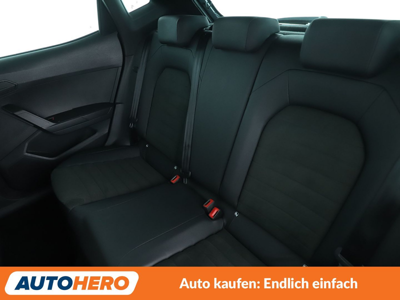 SEAT Ibiza 1.0 TSI FR *NAVI*LED*TEMPO*PDC*SHZ* — photo 14