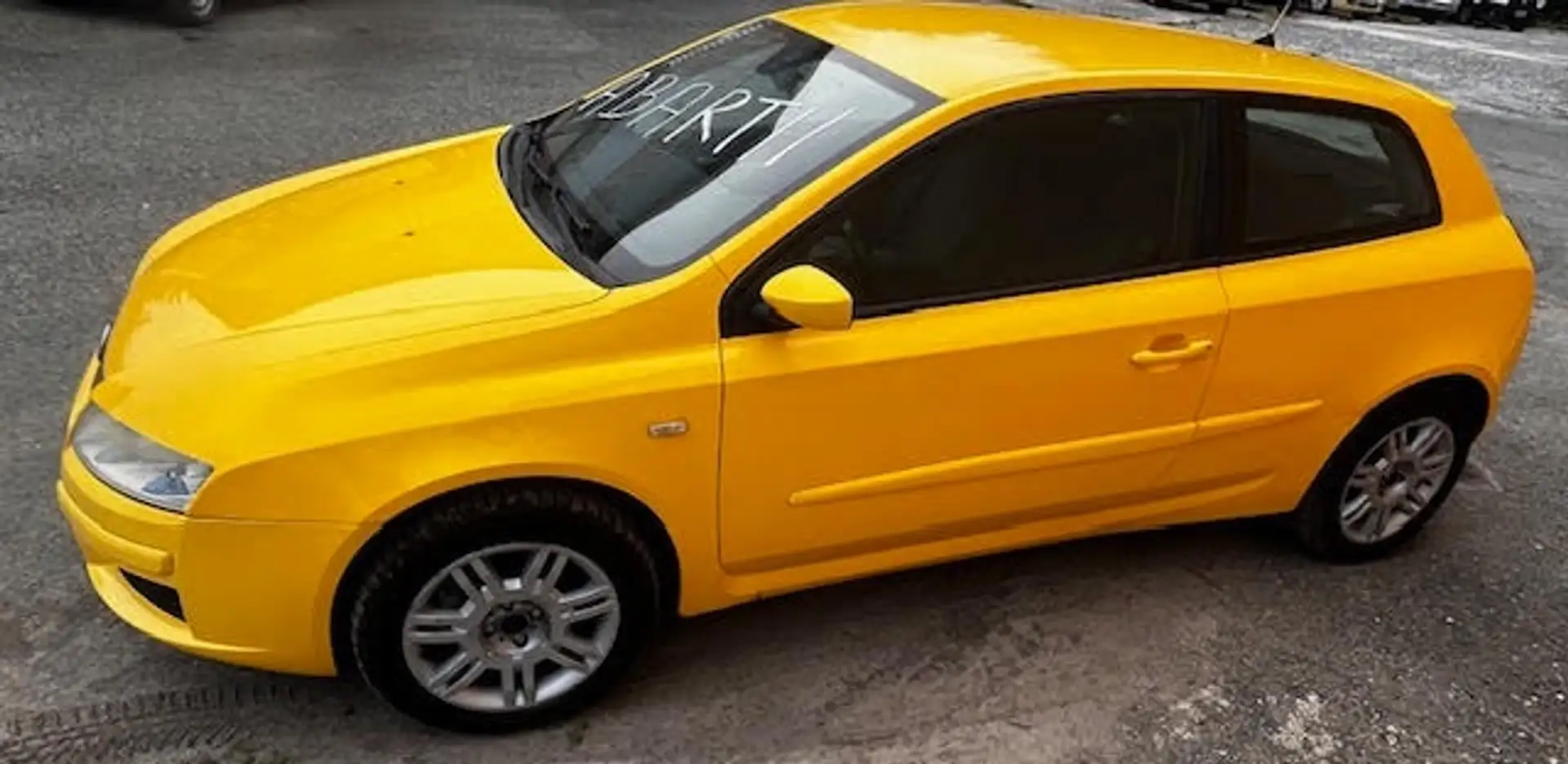 Fiat Stilo 3p 2.4 20v Abarth Amarillo - 1