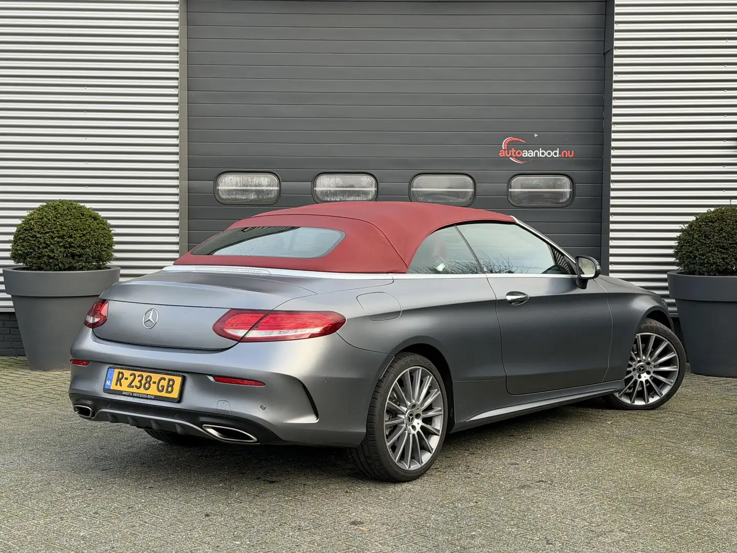 Mercedes-Benz C 200 4matic AMG | Navigatie | Camera | Stoelkoeling & V Gris - 2