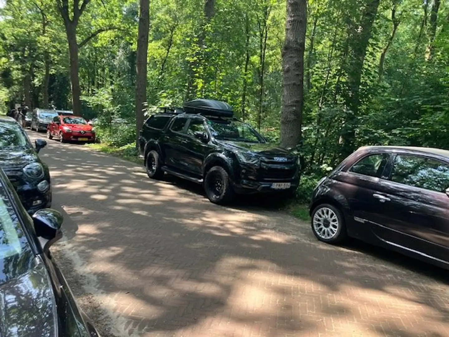 Isuzu D-Max D-Max Double Cab 4WD Autm. V-Cross Czarny - 2