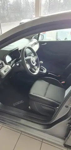 Mitsubishi Colt view 7