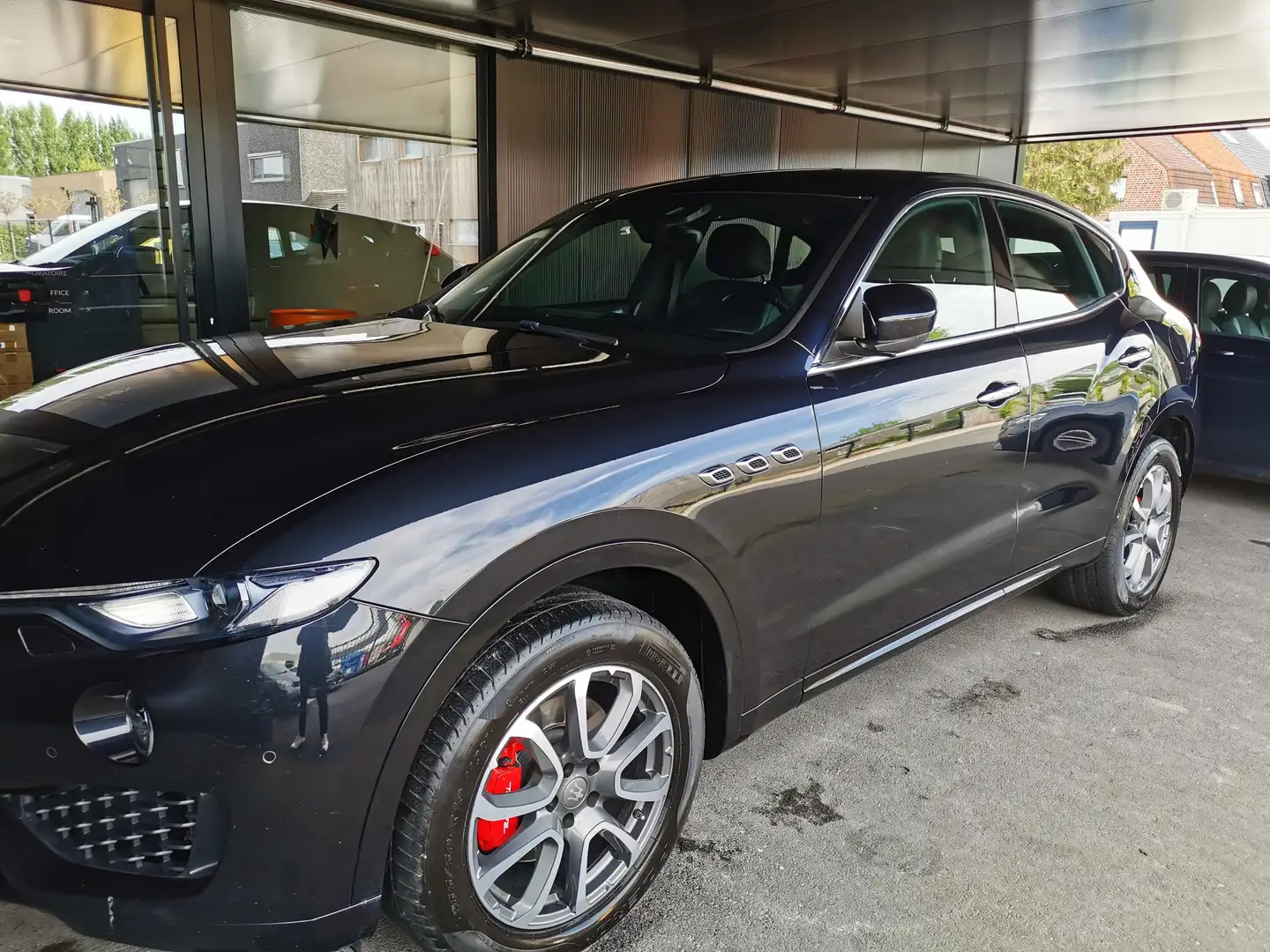 Maserati Levante Levante 3.0 V6 Turbo Zwart - 1