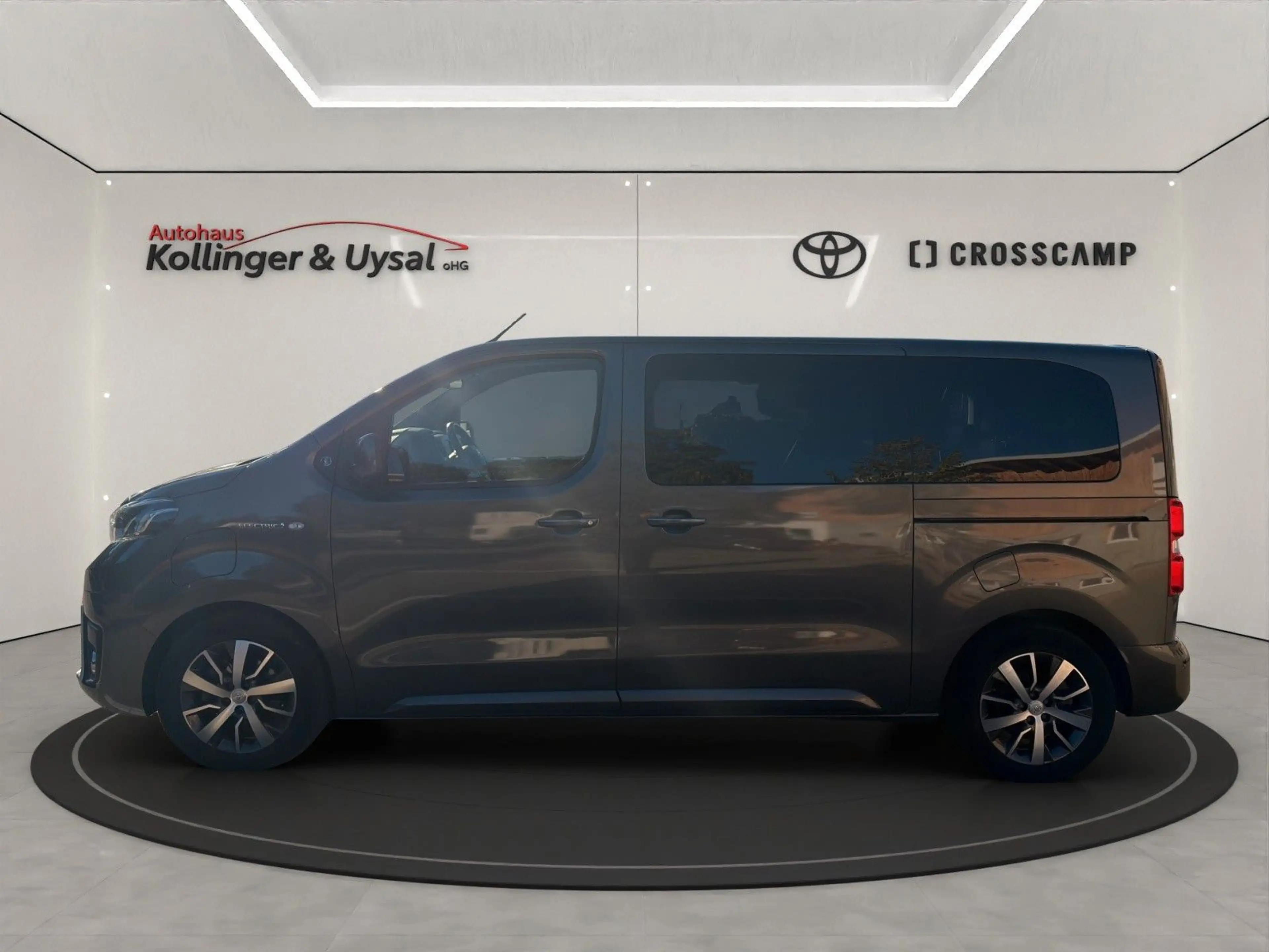 Toyota Proace Verso L1 Electric Team Deutschland — photo 7