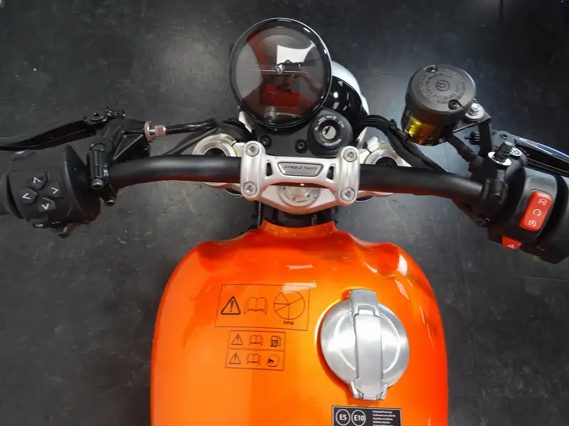Triumph Speed Twin - foto 7
