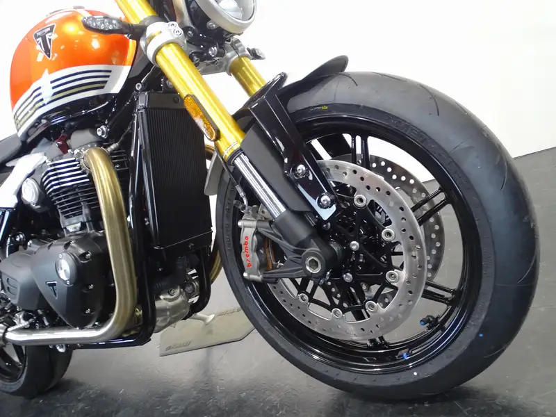 Triumph Speed Twin - foto 5