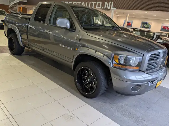 Dodge RAM 1500 5.7 V8 4x4 Quad Cab 6'4 Automaat Airco, Trekh