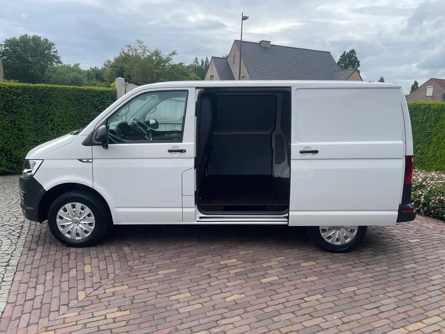 Volkswagen Transporter 114pk-Airco-Blue-CruiseC-DAB+Trekh-18140 btw-PDC Blanc - 1