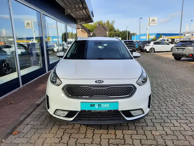 Kia Niro Vision AKLIMA LR + SHZ NAVI RKAMERA