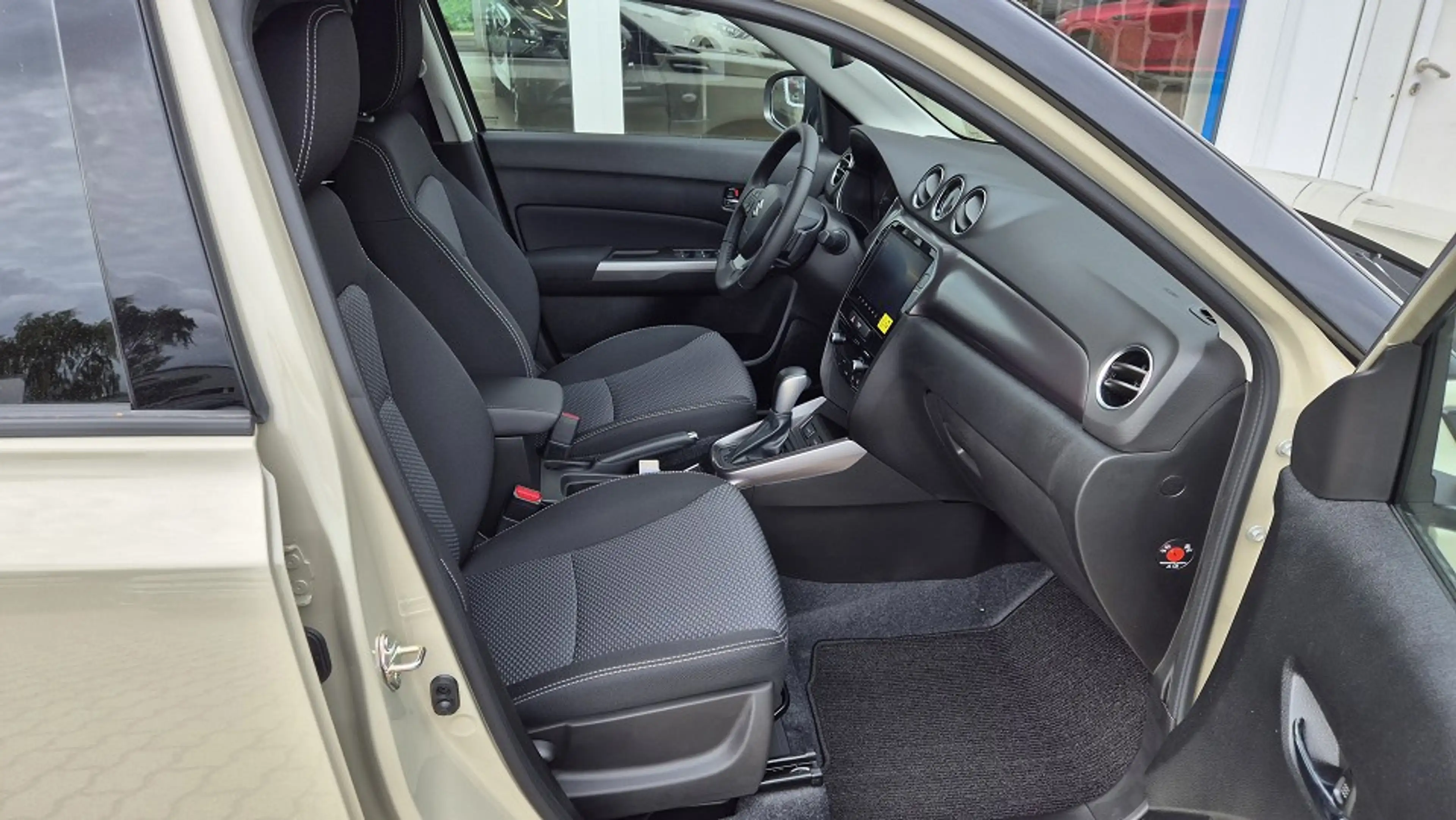 Suzuki Vitara Comfort A/T — photo 4