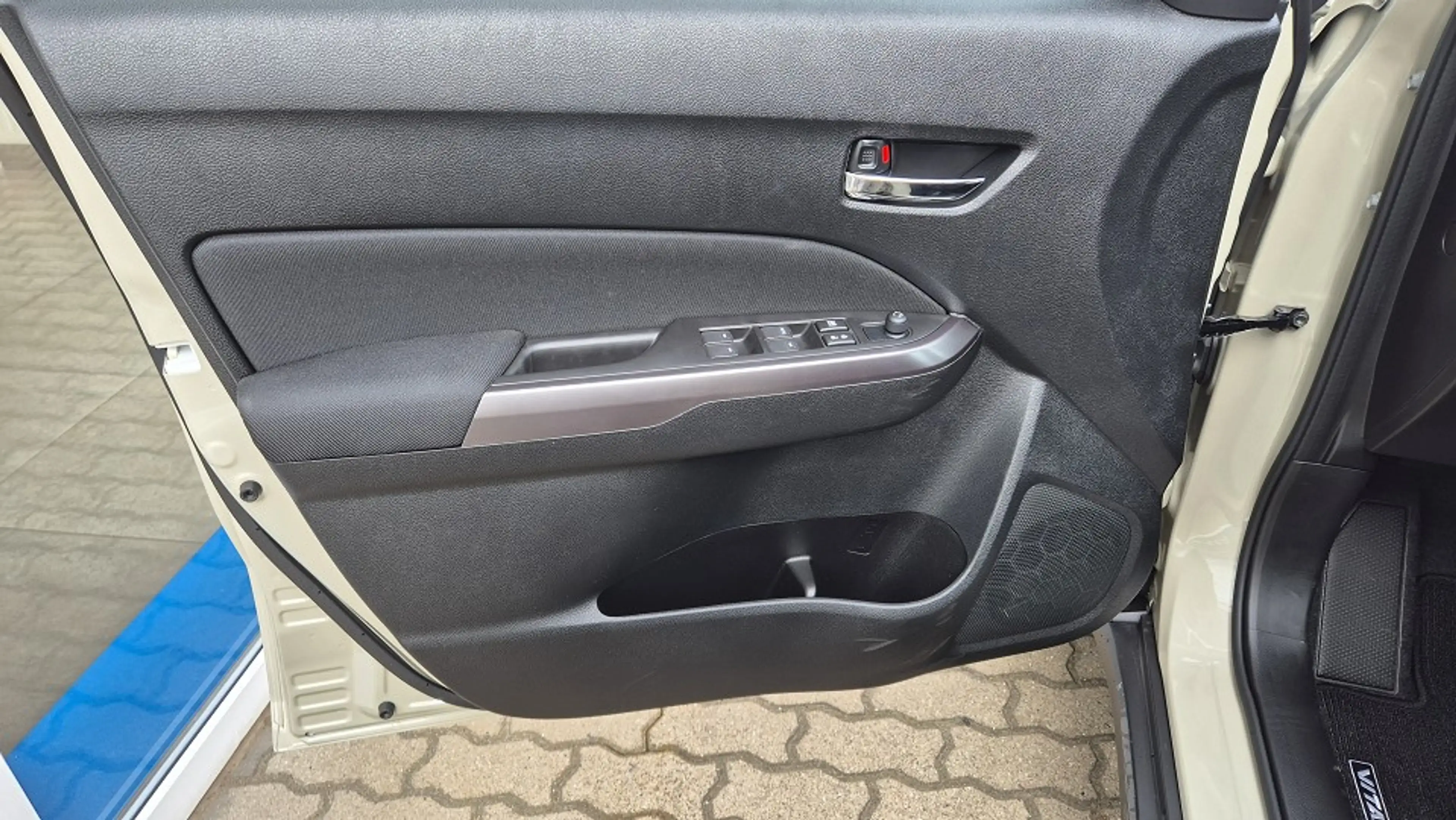 Suzuki Vitara Comfort A/T — photo 8