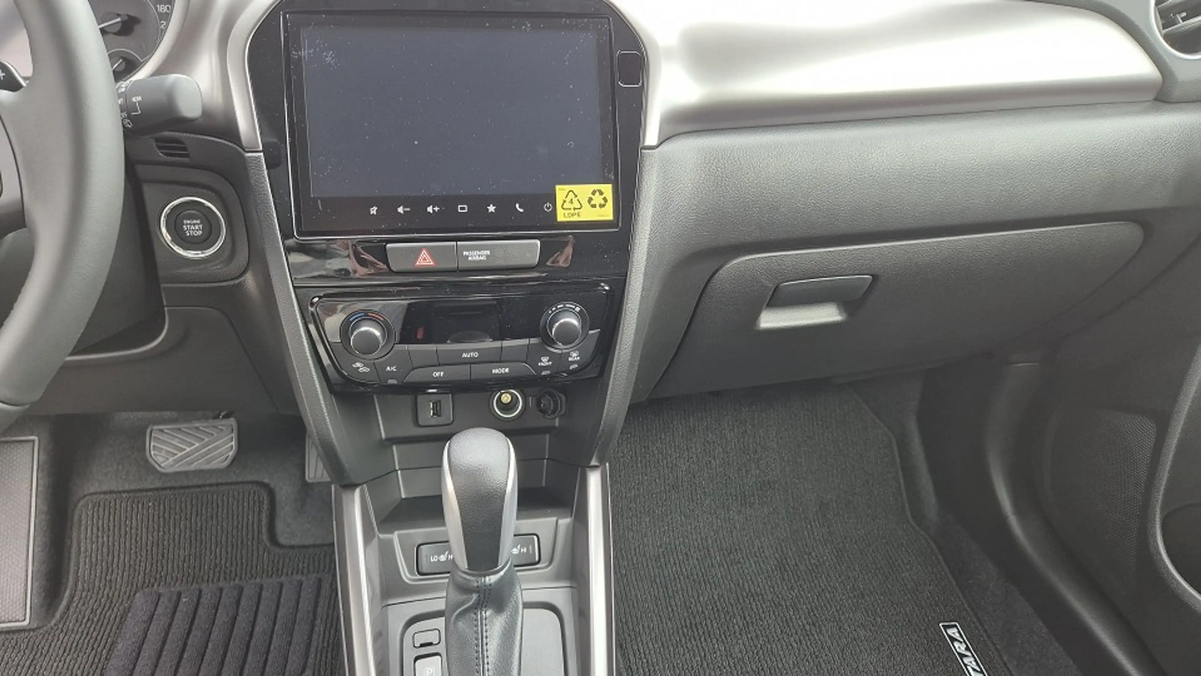 Suzuki Vitara Comfort A/T — photo 12