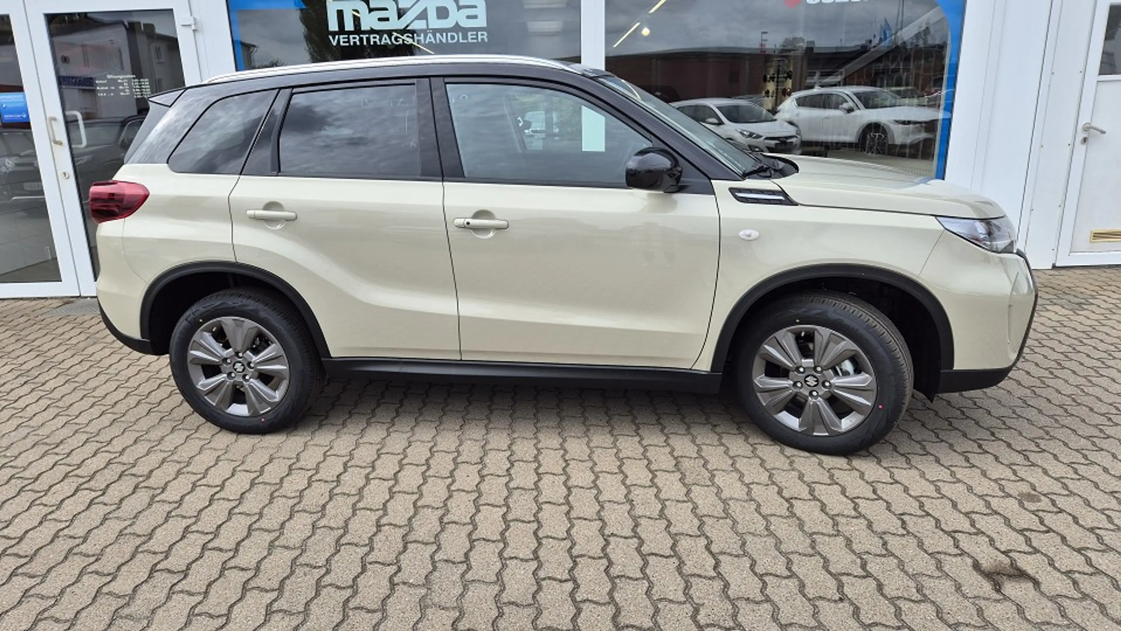 Suzuki Vitara Comfort A/T — photo 3